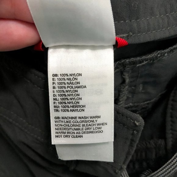 The North Face Convertible Outdoor Zip Off Tab Leg - Picture 8 of 8